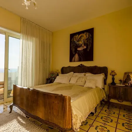 150m2 First Line, Private Entrance To The Sea, Terrasse, Garden ! Апартаменты